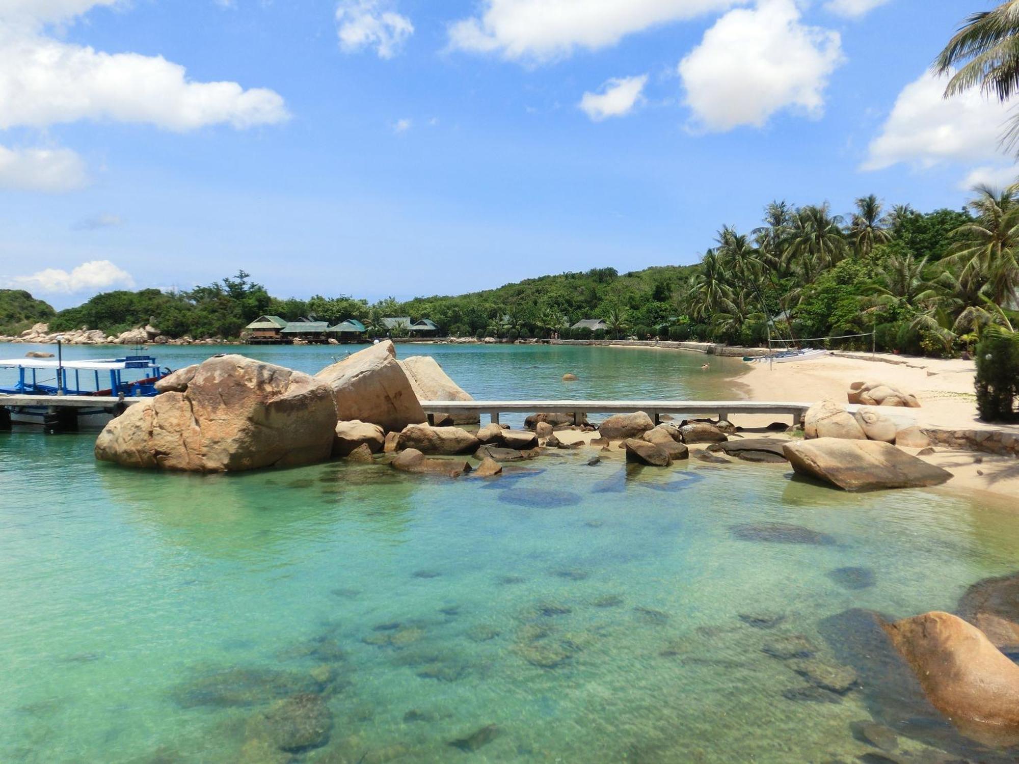 Whale Island Resort Дам-Мон Экстерьер фото