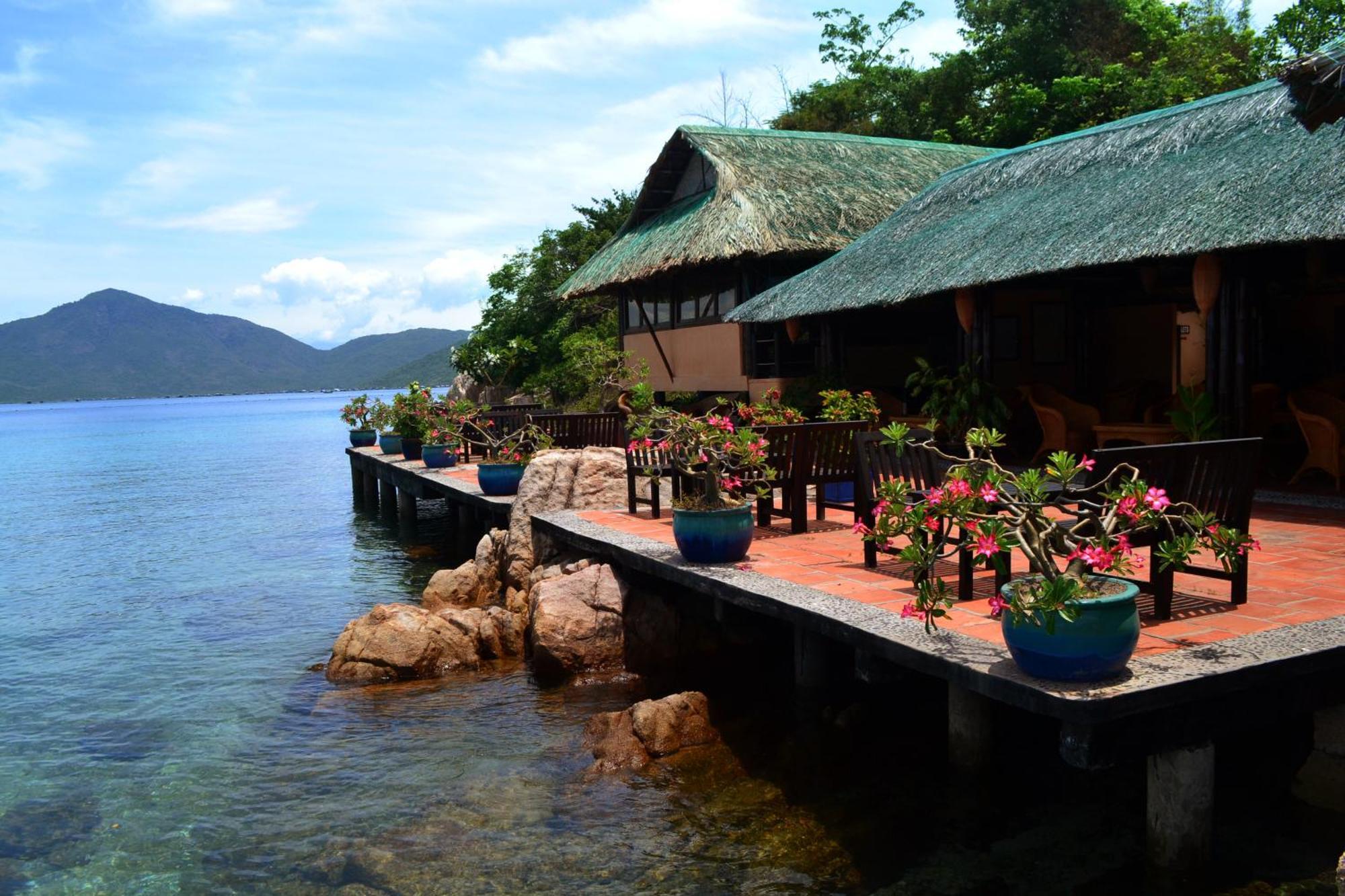 Whale Island Resort Дам-Мон Экстерьер фото