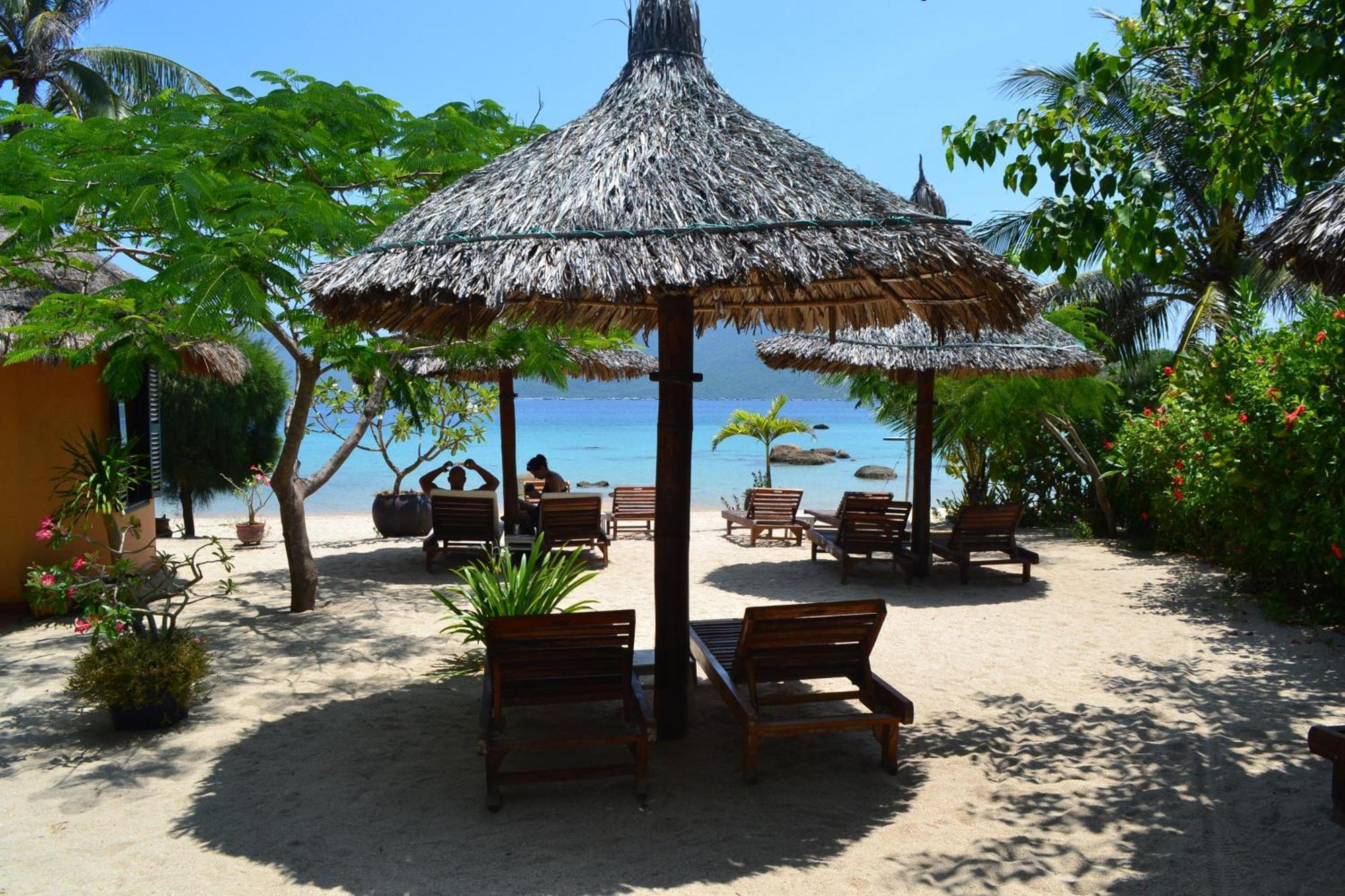Whale Island Resort Дам-Мон Экстерьер фото