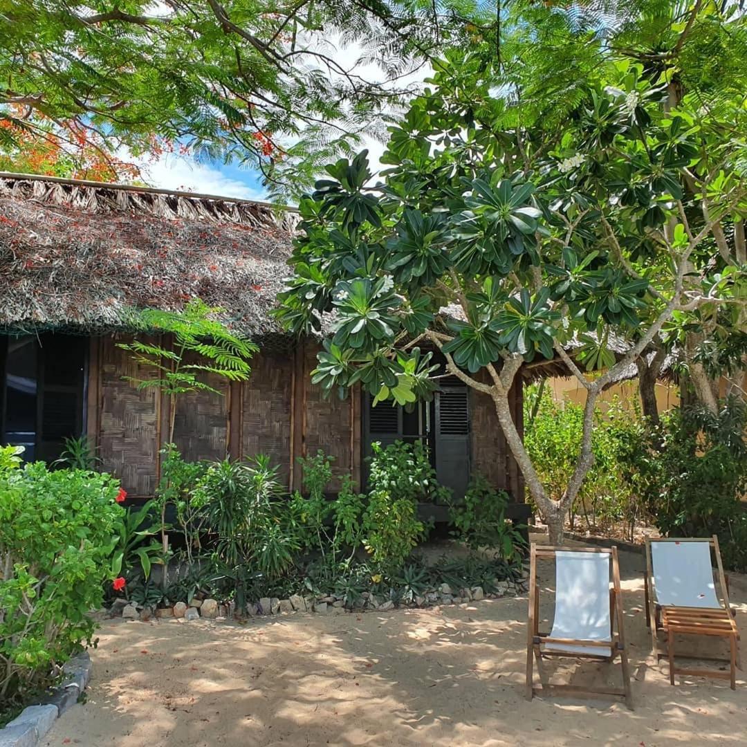 Whale Island Resort Дам-Мон Экстерьер фото