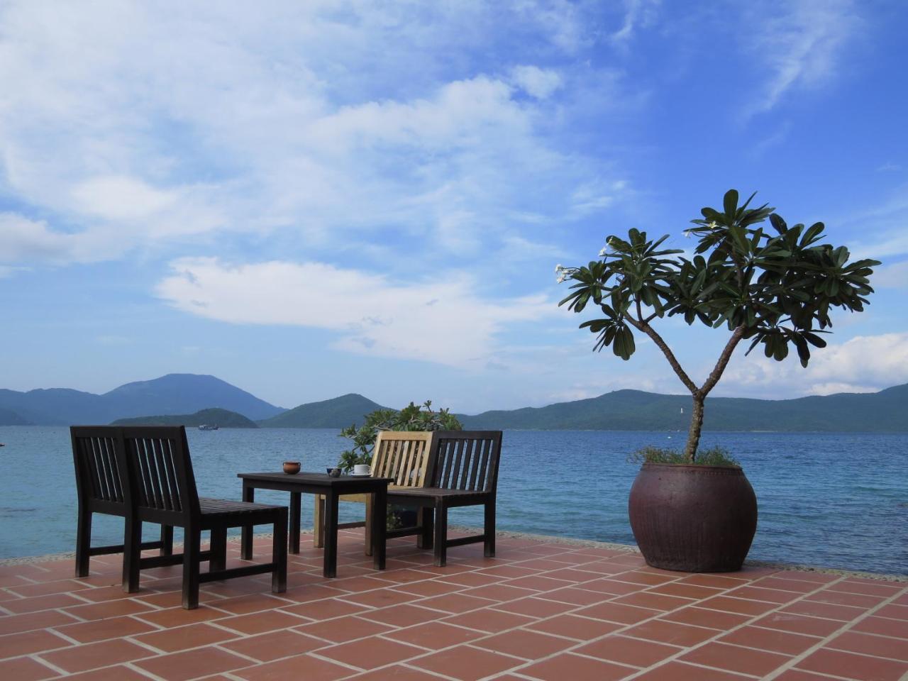 Whale Island Resort Дам-Мон Экстерьер фото